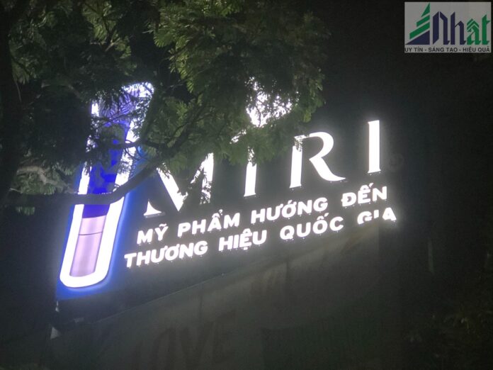 bang-hieu-mica-gan-led-07